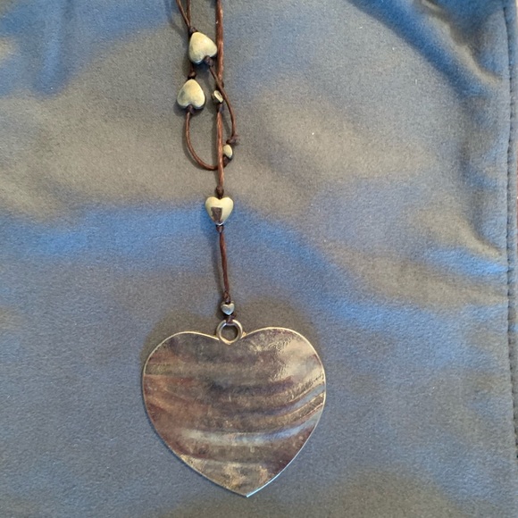 💜 all we need is 💕 love - Picture 2 of 4